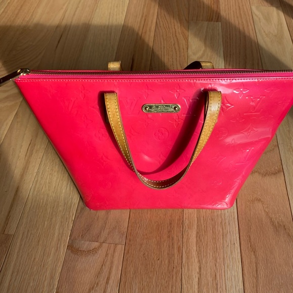Louis Vuitton Vernis Bellevue Bag - Picture 1 of 13